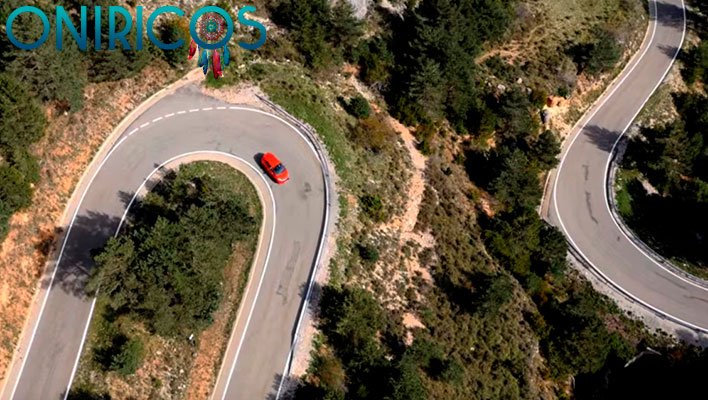 significado de Soñar con huir por carretera