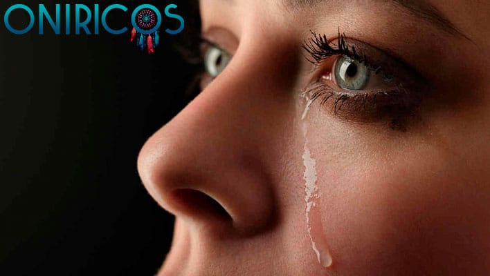 soñar con con un amor del pasado que llora - oniromancia