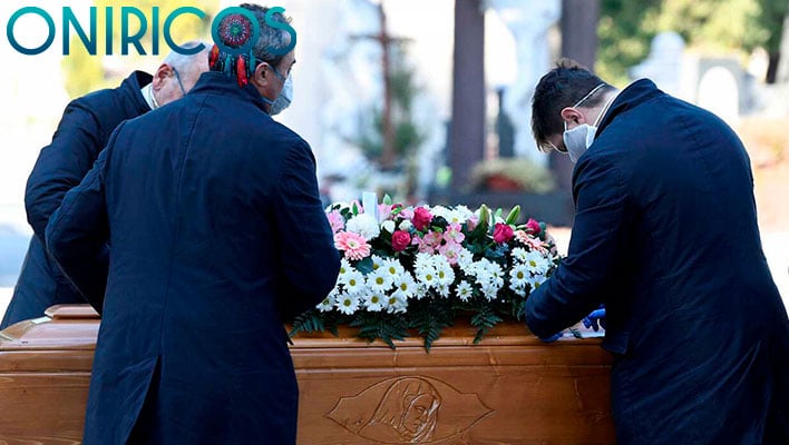 soñar con enterrar a un familiar - oniromancia